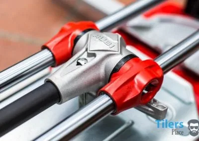 Top view of breaking mechanism